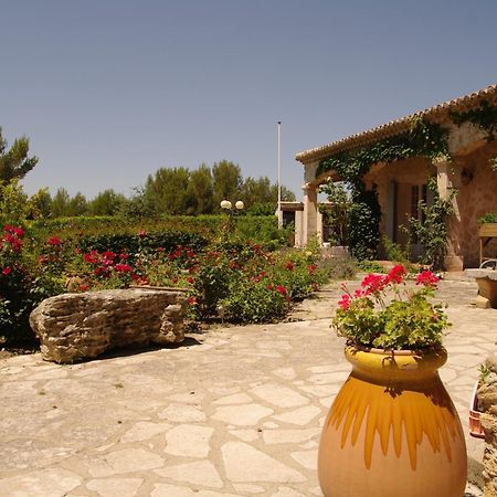 Residence Le Saint Victor Fontvieille Zewnętrze zdjęcie