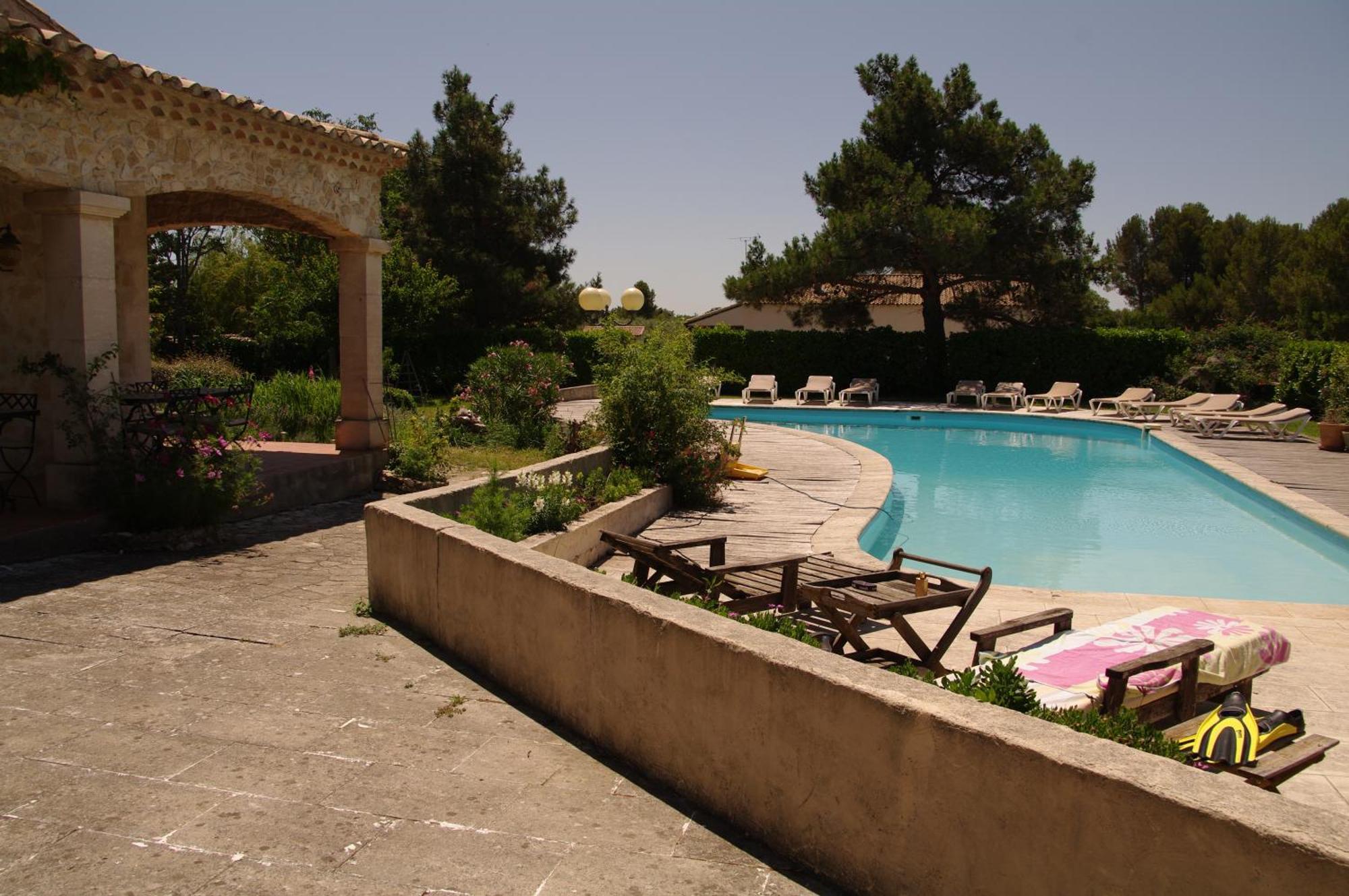 Residence Le Saint Victor Fontvieille Zewnętrze zdjęcie