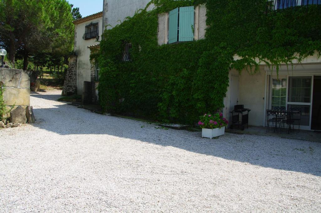 Residence Le Saint Victor Fontvieille Zewnętrze zdjęcie