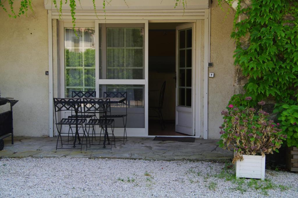 Residence Le Saint Victor Fontvieille Zewnętrze zdjęcie