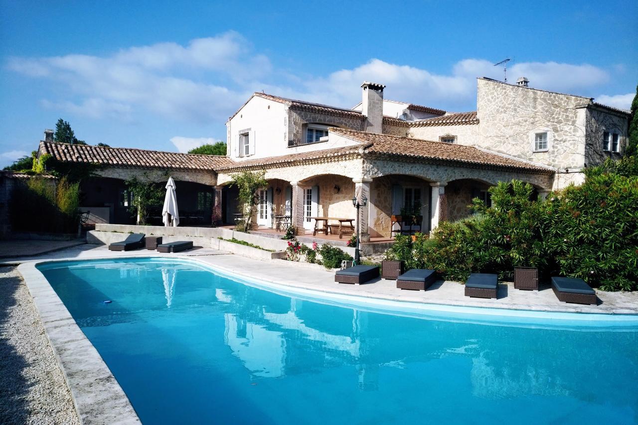 Residence Le Saint Victor Fontvieille Zewnętrze zdjęcie